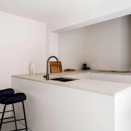 - Audrey - Luxe Nieuwbouw 7p, Ruime Patio & Garage Appartement